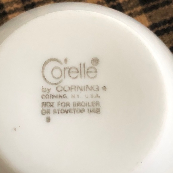 Vintage Corelle Woodland pattern cups - Picture 3 of 3